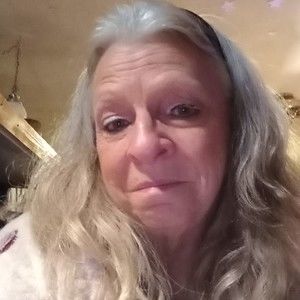 Meet your Posher, Debra